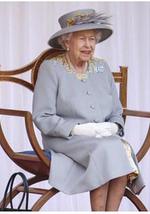 伊丽莎白女王二世与英国首相